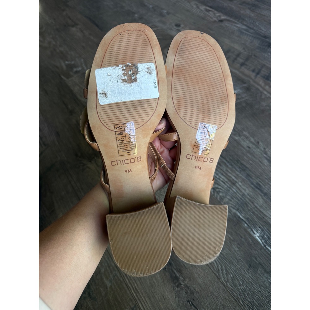 Chicos 9 Pia Leafy Block‎ Heel Tan Brown Slip On Mule Sandals Floral Appliqué - Picture 8 of 9